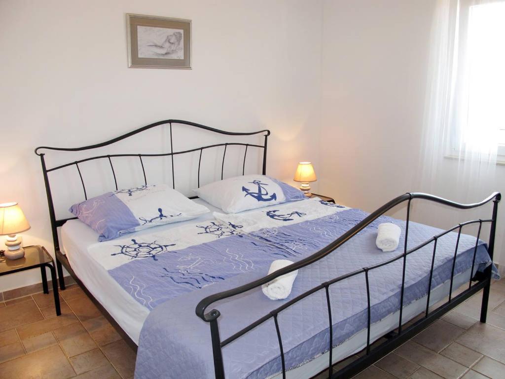Apartment Tin Пинезичи Экстерьер фото