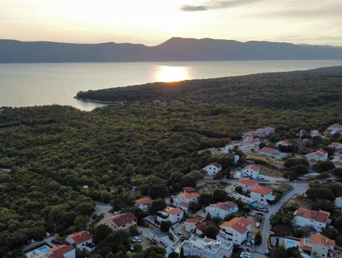Apartment Tin Пинезичи Экстерьер фото